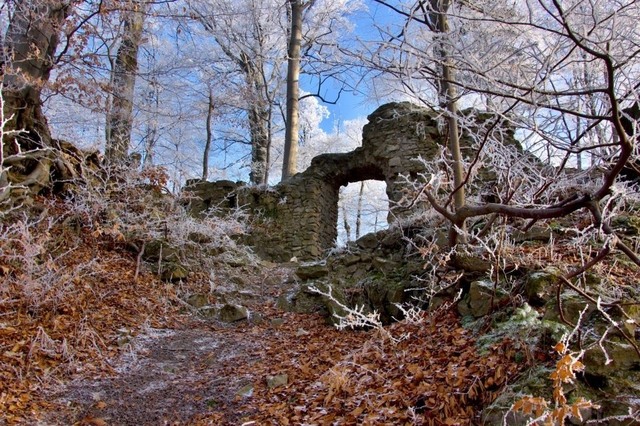 Zřícenina hradu Rožnov, foto DMO Valašsko